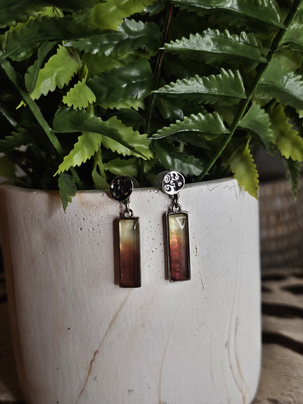 Gradient Rectangular Drop Earrings With Hammered Silver Tone